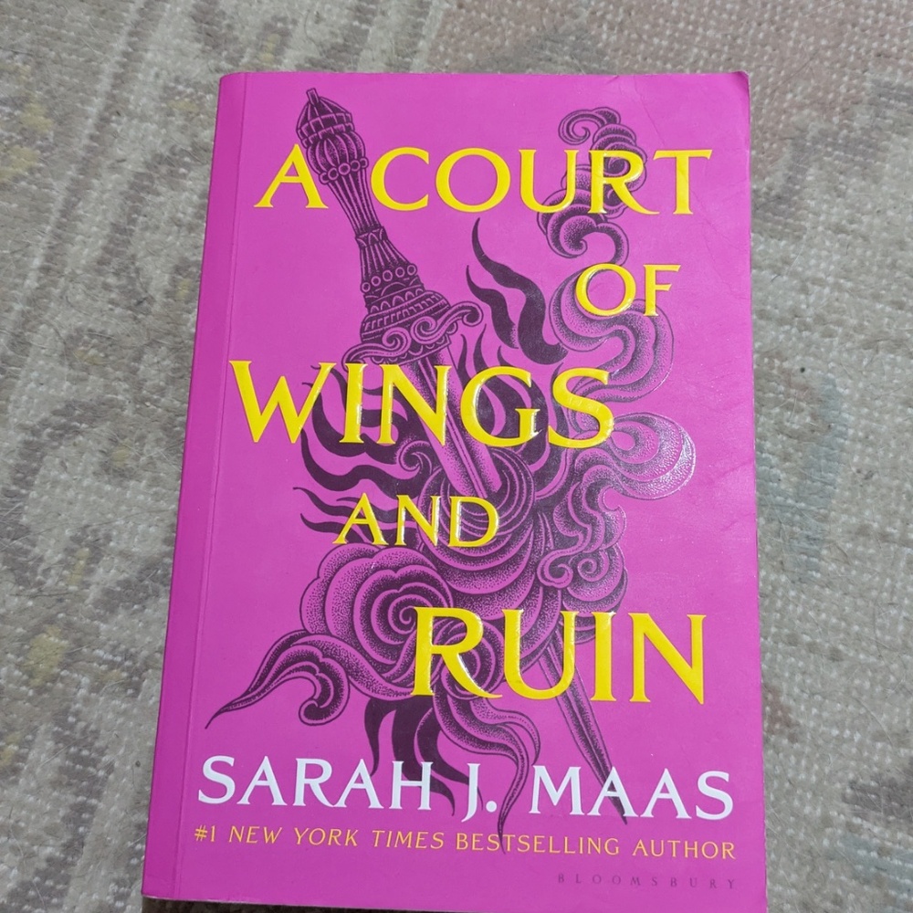 A Court of Wings and Ruin Paperback Book - Sarah Maas - Book 3